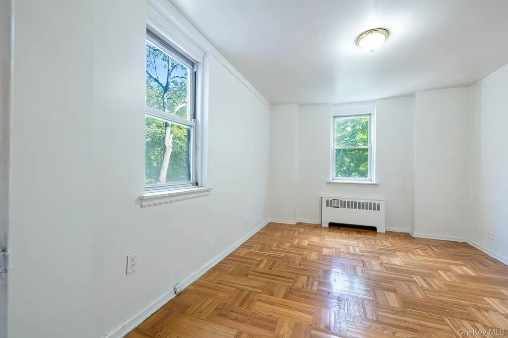 80 Knolls Crescent Bronx NY 10463