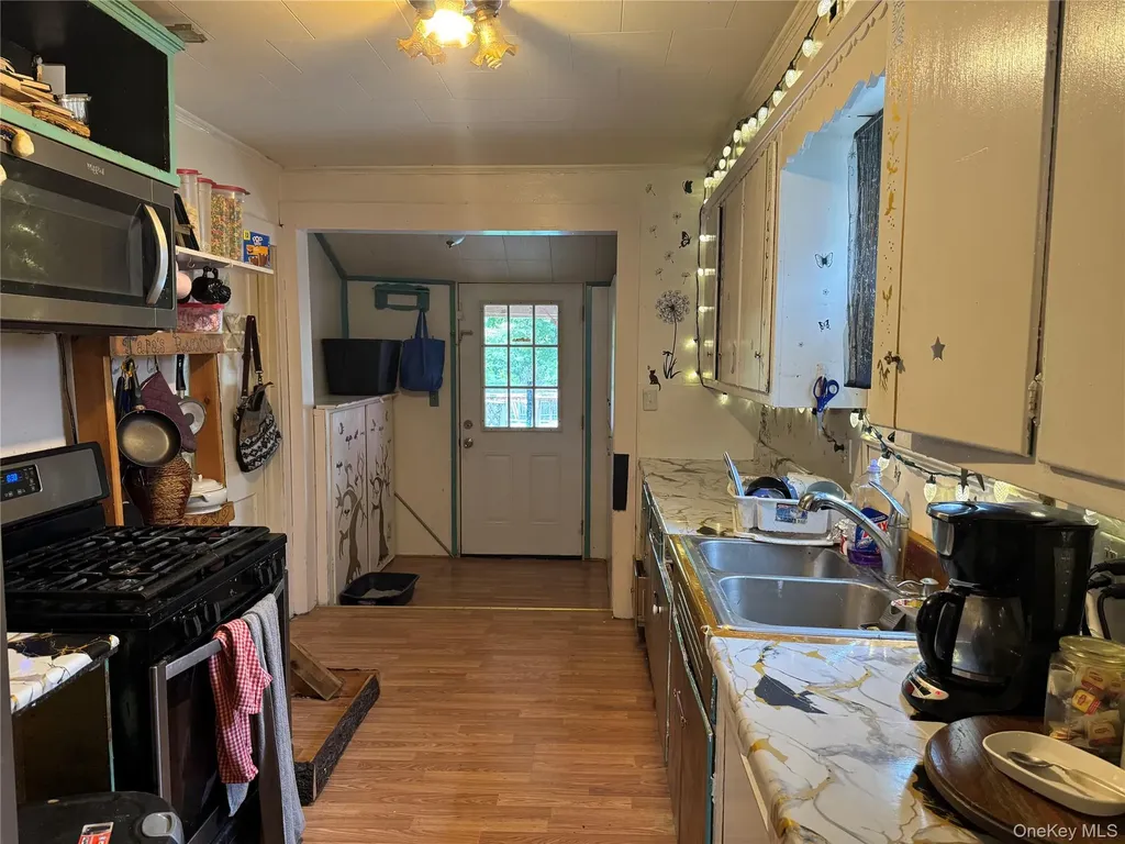630 Route 212 Saugerties NY 12477