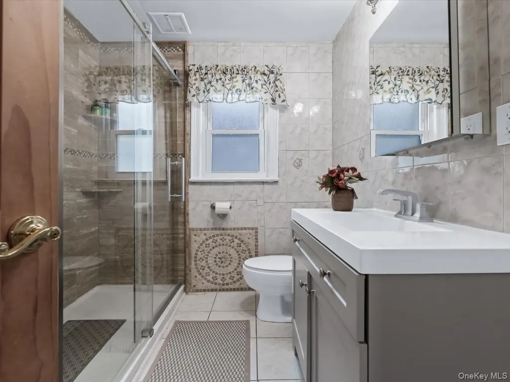 33 Berkshire Road Yonkers NY 10710