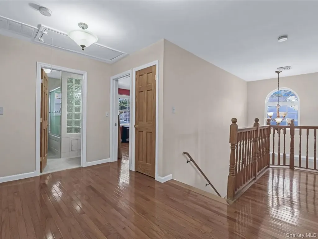 33 Berkshire Road Yonkers NY 10710