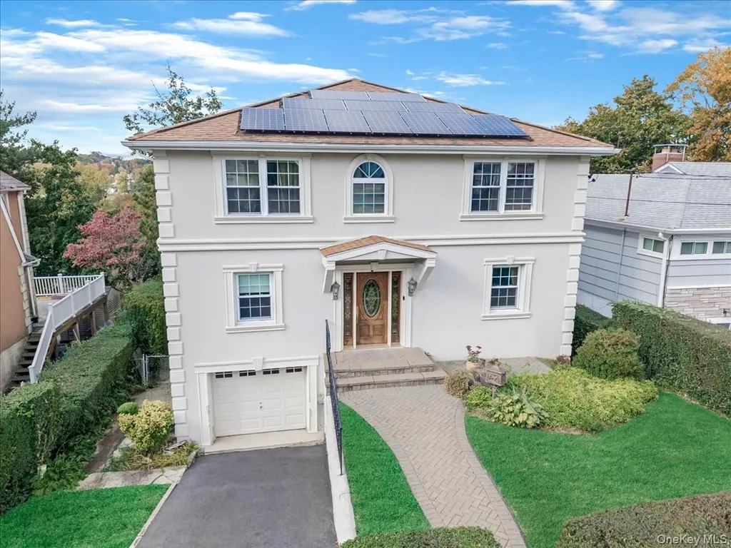33 Berkshire Road Yonkers NY 10710