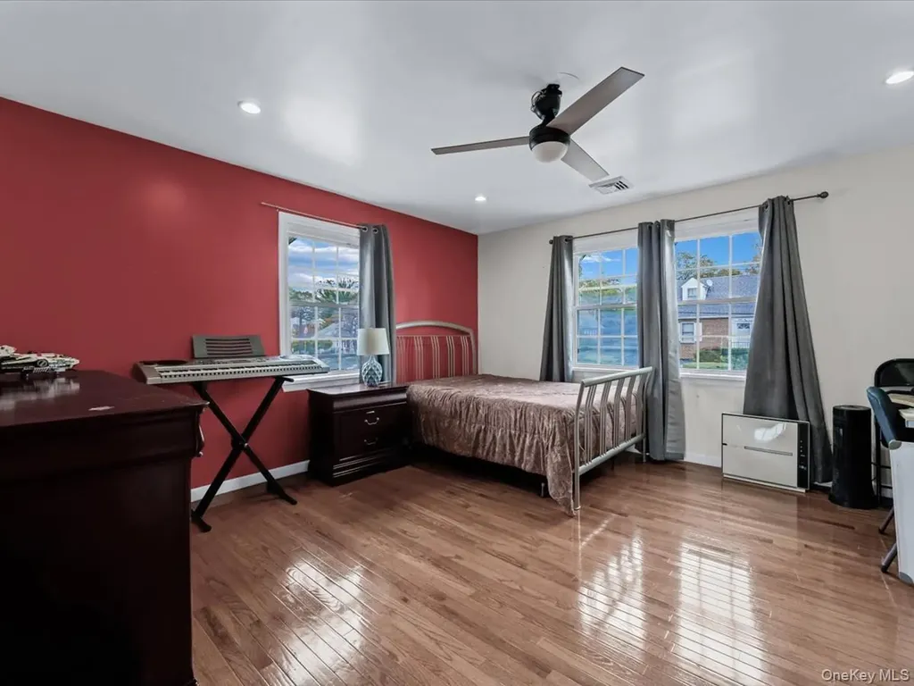 33 Berkshire Road Yonkers NY 10710