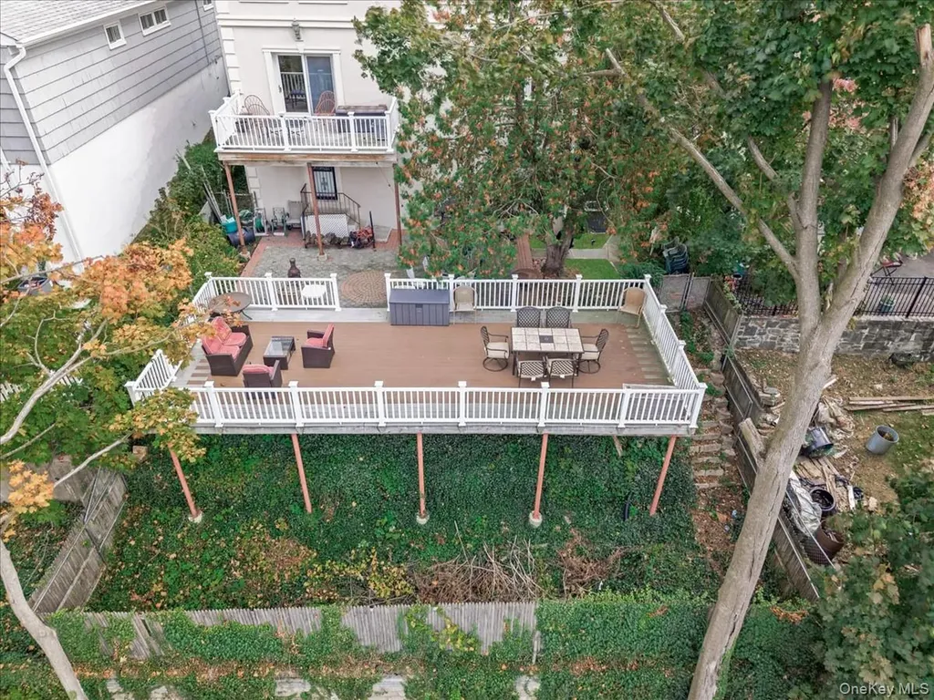 33 Berkshire Road Yonkers NY 10710