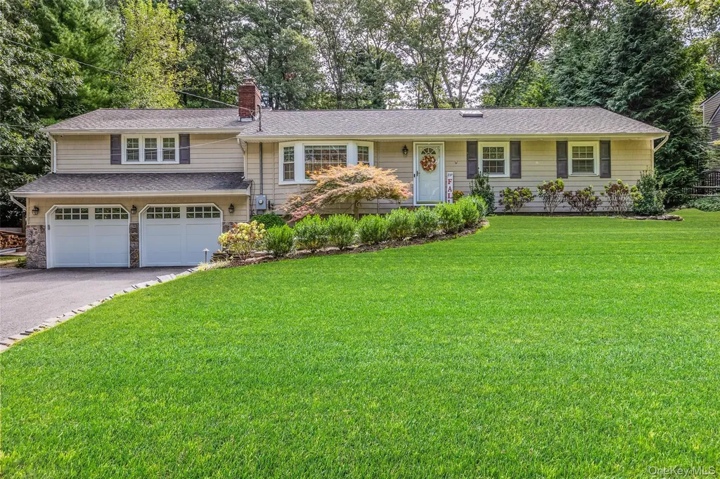 31 Mill Dam Road Smithtown NY 11787