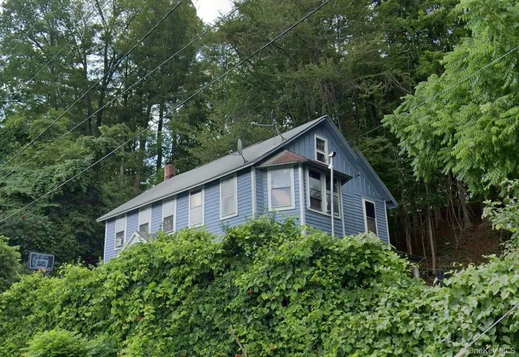 70 Plank Road Ellenville NY 12458
