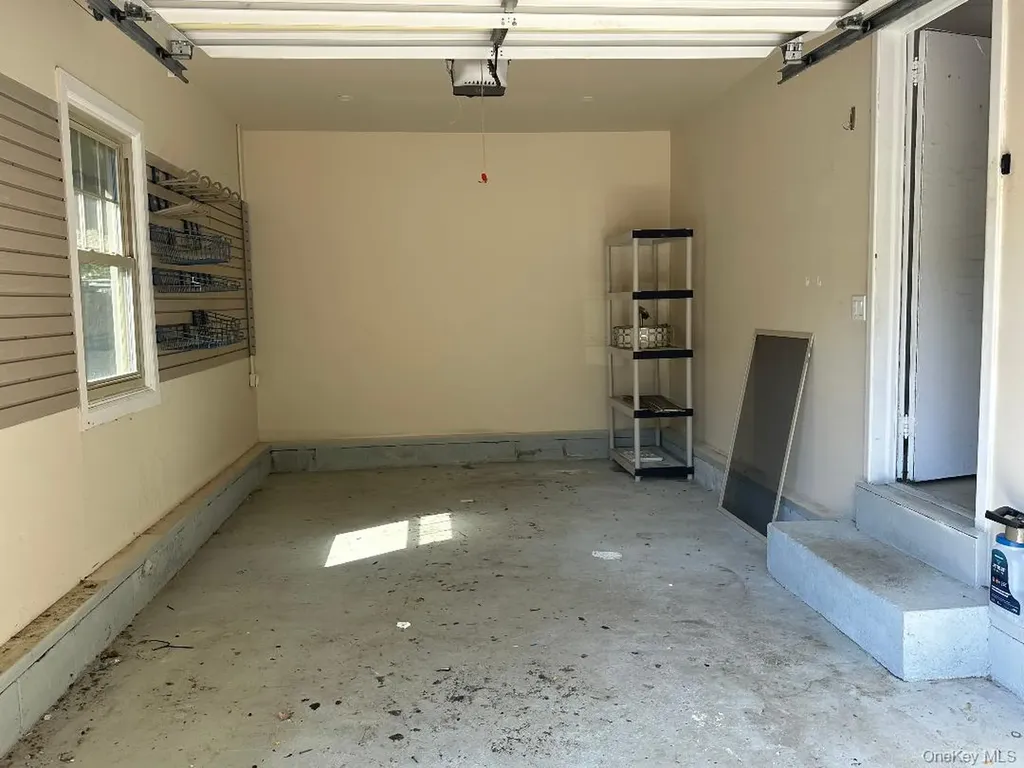 611 Asharoken Boulevard Bay Shore NY 11706