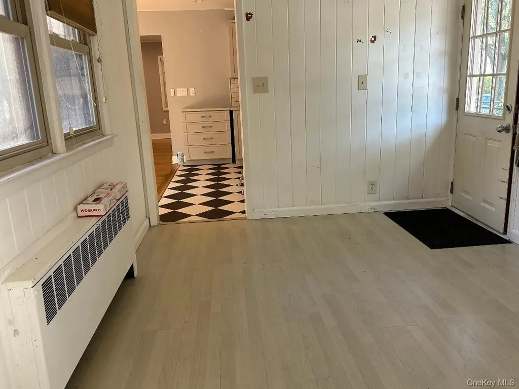 611 Asharoken Boulevard Bay Shore NY 11706