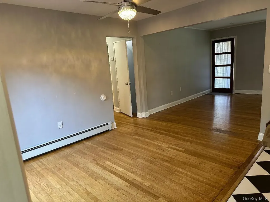 611 Asharoken Boulevard Bay Shore NY 11706