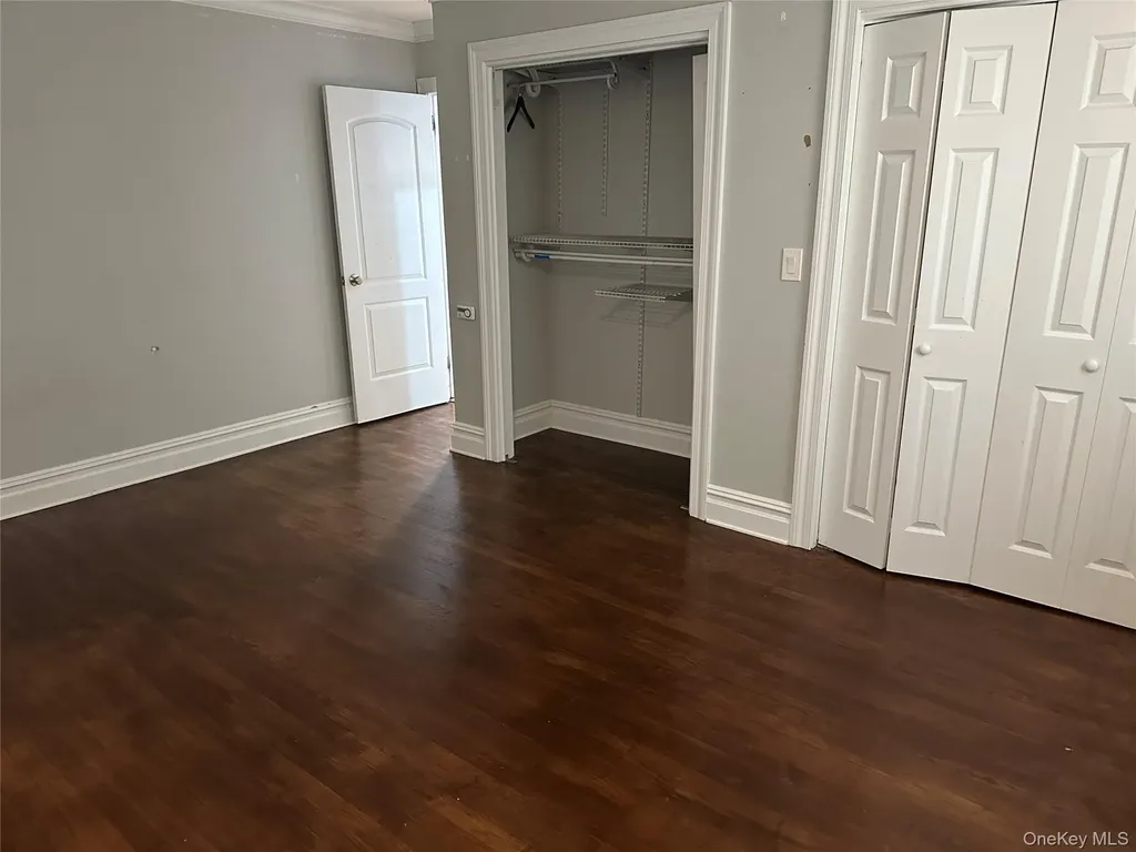 611 Asharoken Boulevard Bay Shore NY 11706