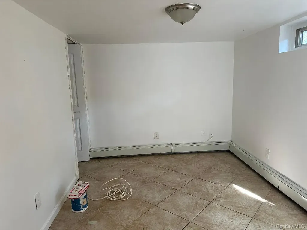 611 Asharoken Boulevard Bay Shore NY 11706