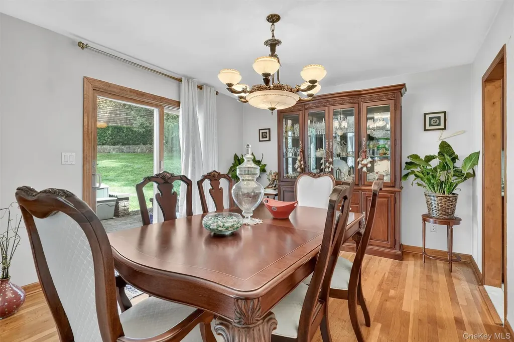 99 Spencer Drive New Rochelle NY 10801