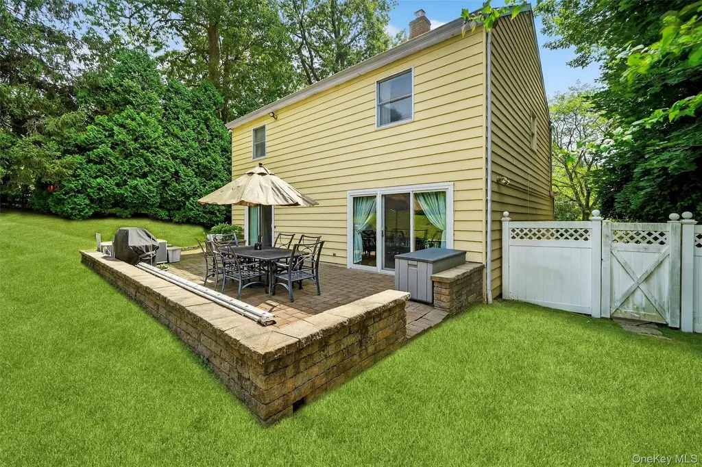 99 Spencer Drive New Rochelle NY 10801