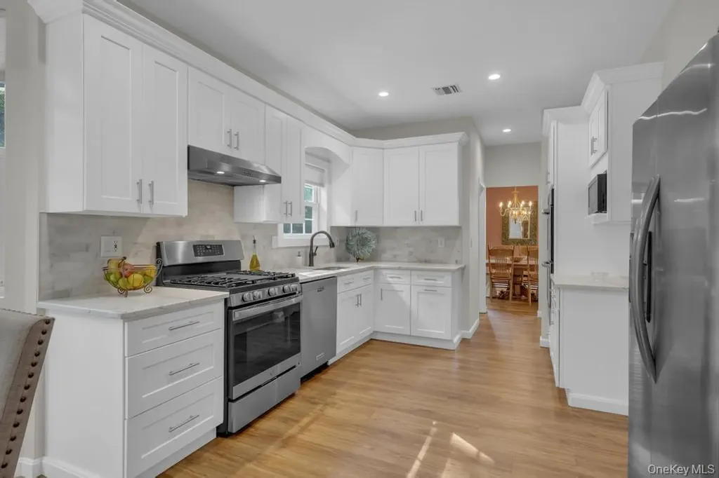 22 Whispering Woods Drive Smithtown NY 11787