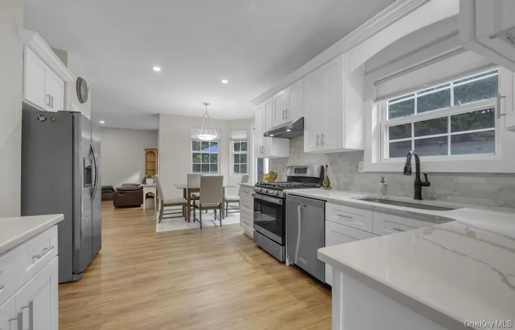 22 Whispering Woods Drive Smithtown NY 11787