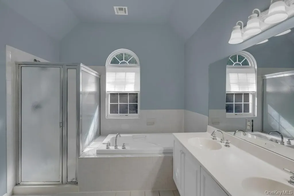 22 Whispering Woods Drive Smithtown NY 11787