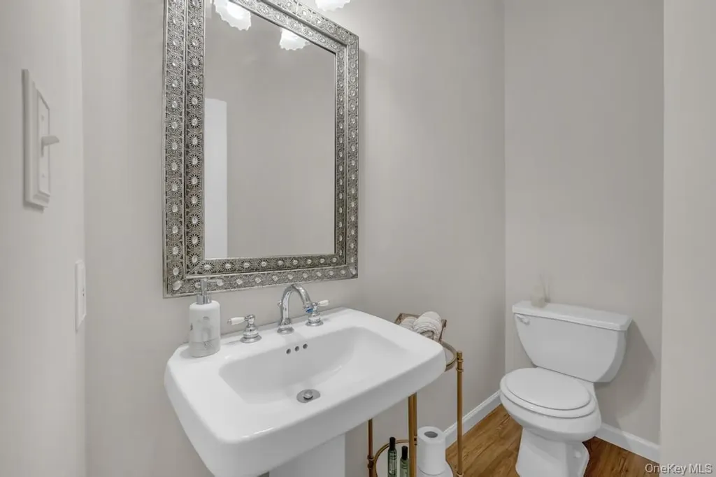 22 Whispering Woods Drive Smithtown NY 11787
