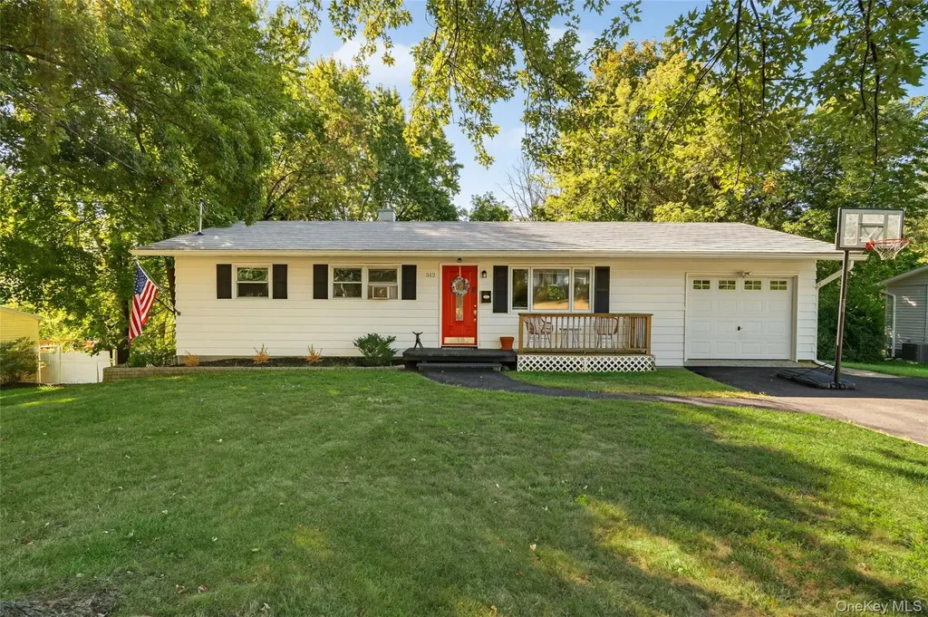 512 High Street Monroe NY 10950