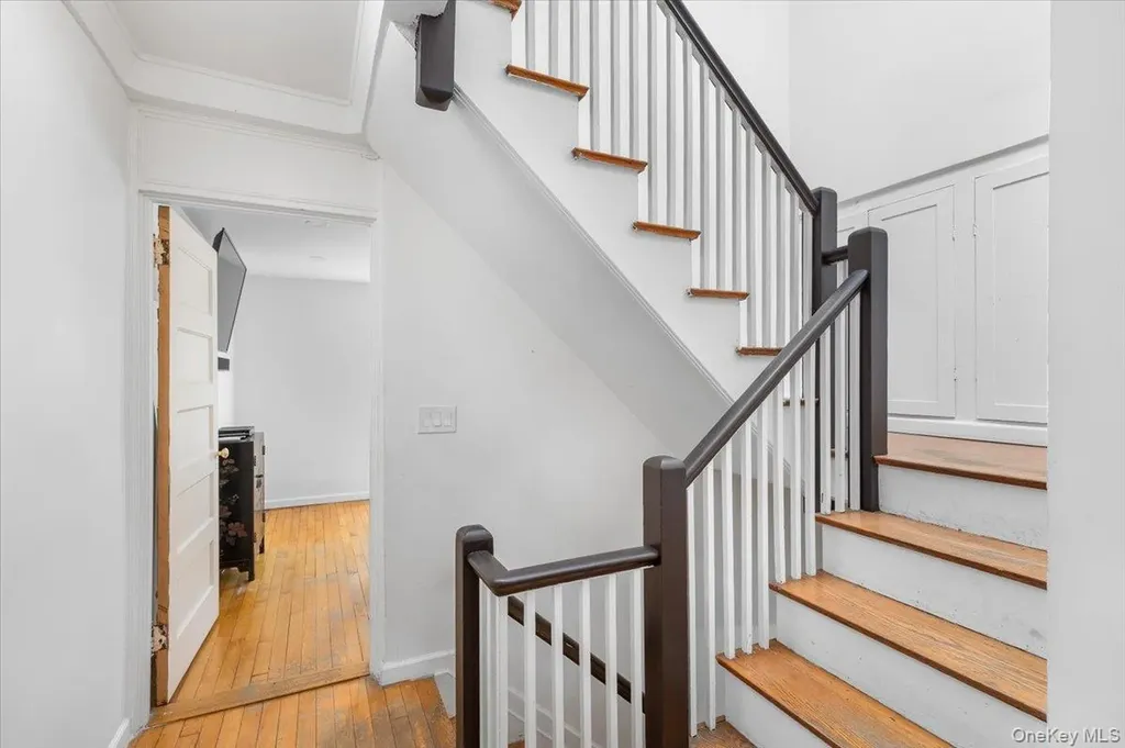 306 Burns Street Forest Hills NY 11375