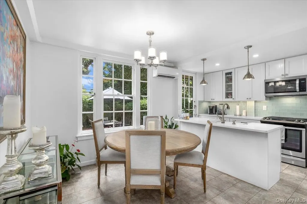 306 Burns Street Forest Hills NY 11375
