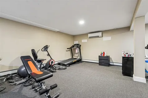 45 Meadow Court Manorville NY 11949