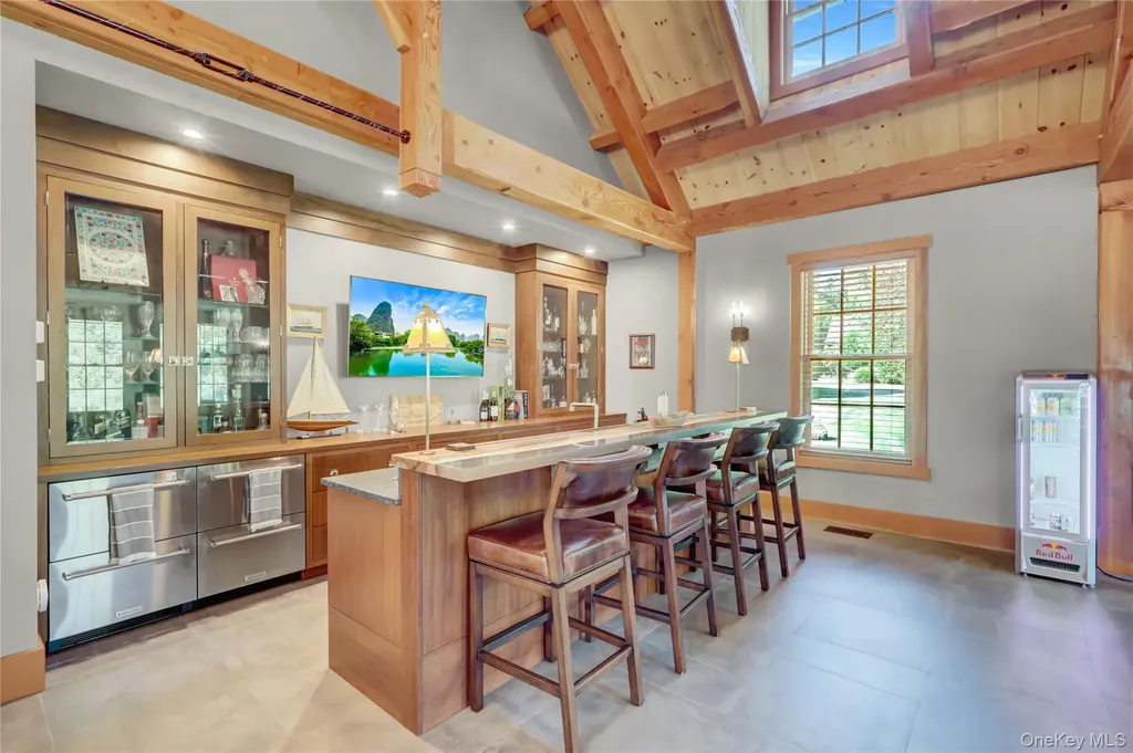 63 Dyke Road Setauket NY 11733