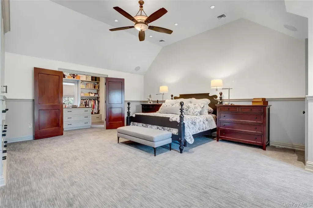 63 Dyke Road Setauket NY 11733