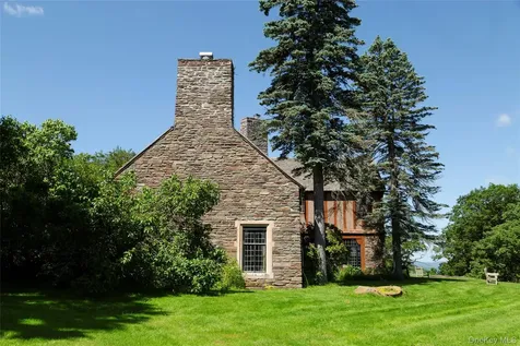 352 Galli Curci Margaretville NY 12455