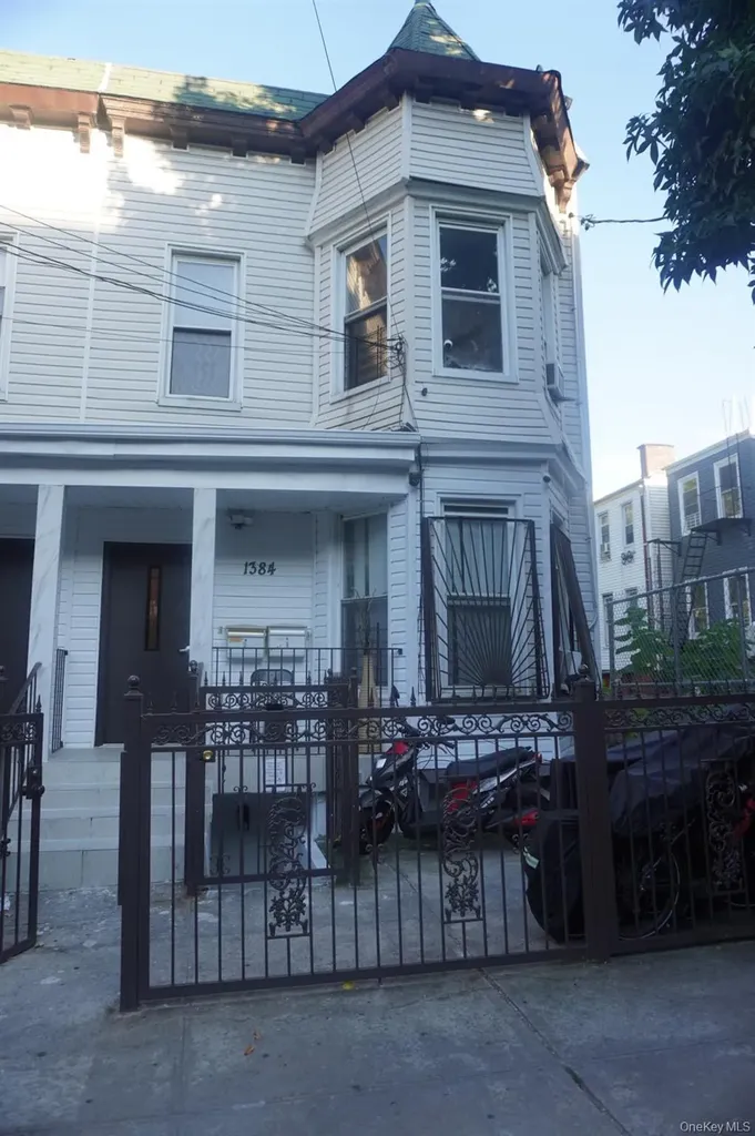 1384 Clinton Avenue Bronx NY 10456