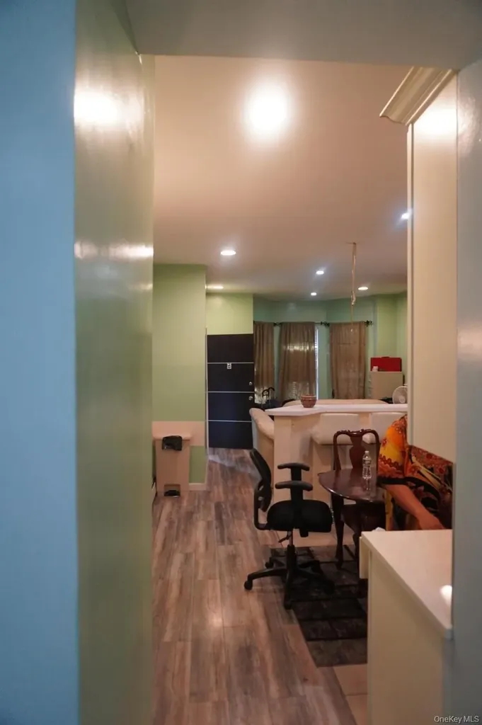1386 Clinton Avenue Bronx NY 10456