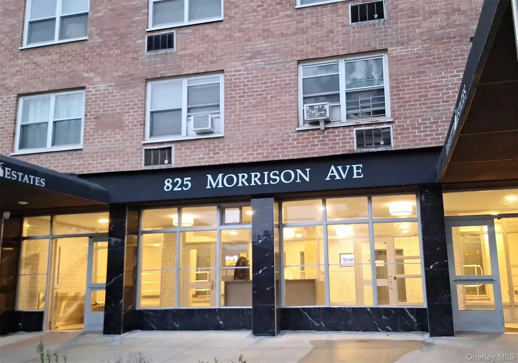 825 Morrison Avenue Bronx NY 10473