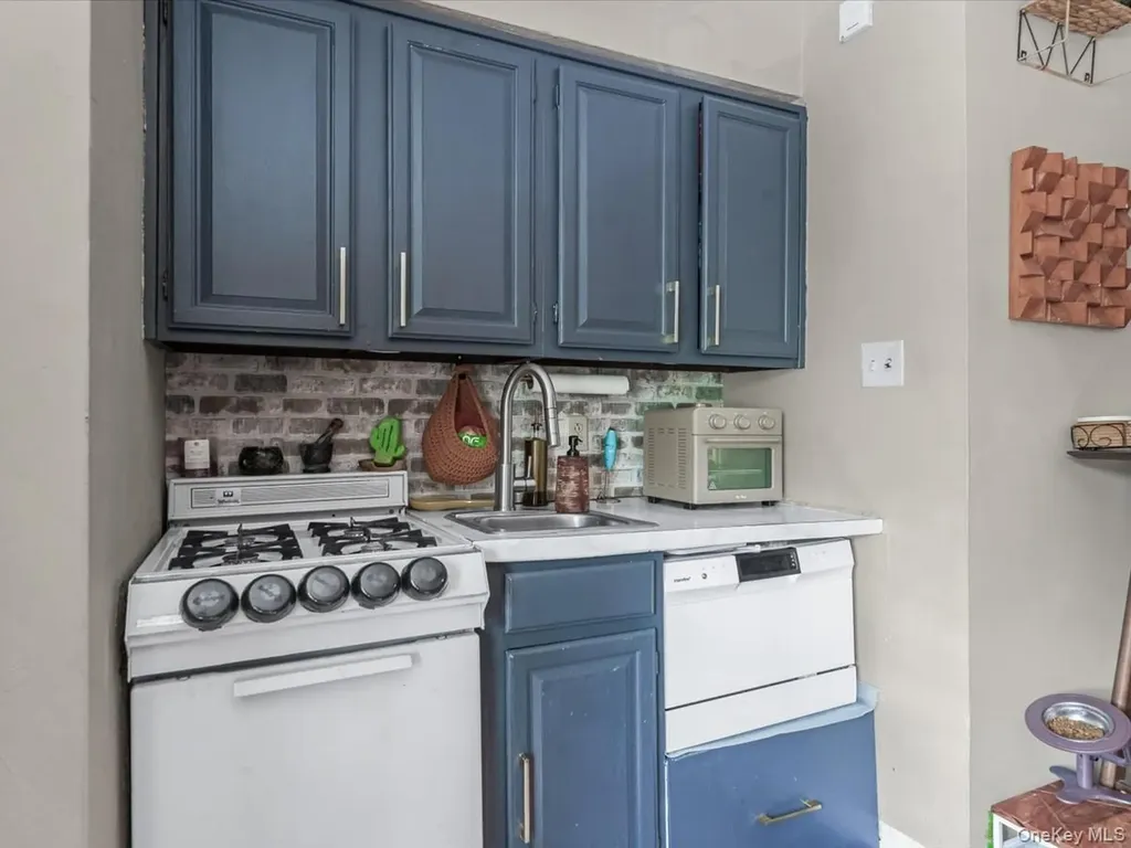 20403 36th Avenue Bayside NY 11361