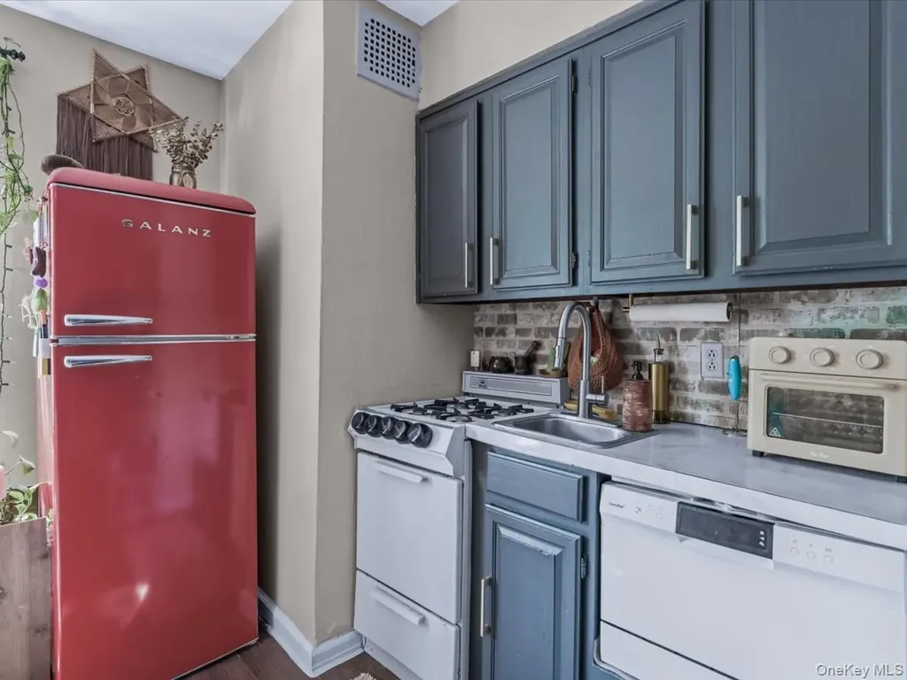 20403 36th Avenue Bayside NY 11361