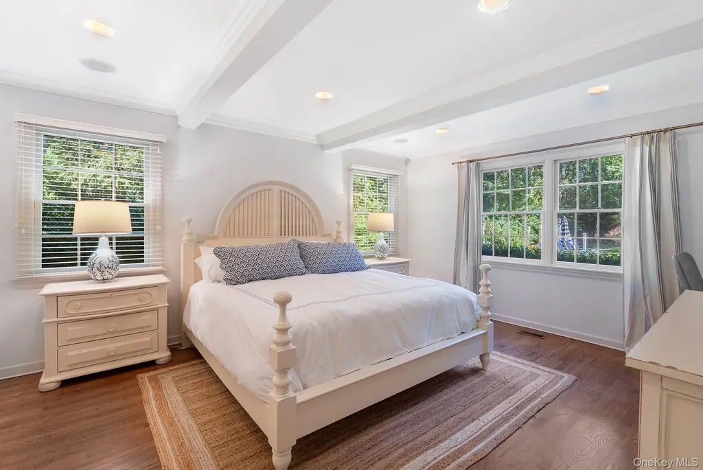 44 Midhampton Avenue Quogue NY 11959