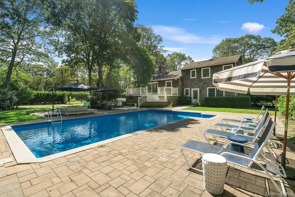 44 Midhampton Avenue Quogue NY 11959