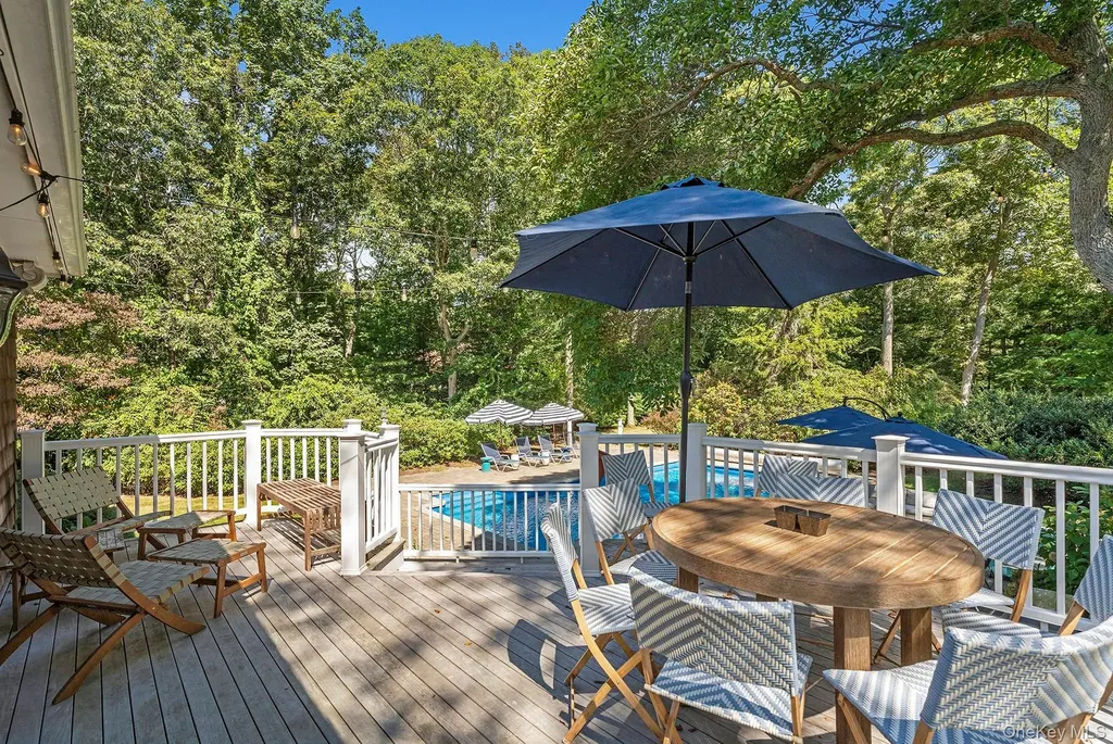 44 Midhampton Avenue Quogue NY 11959