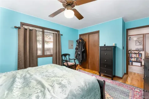 16 Daisy Place Selden NY 11784