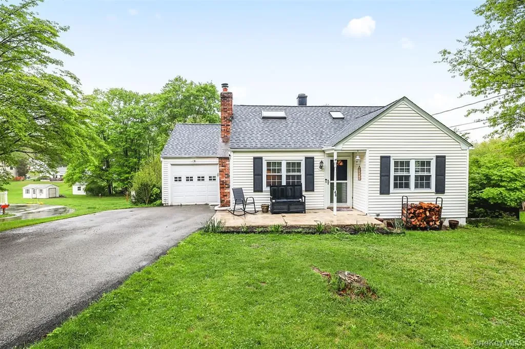 46 Quaker Hill Road Monroe NY 10950