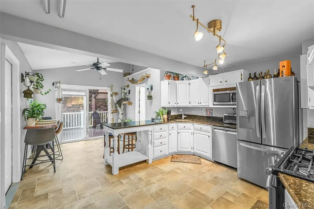 46 Quaker Hill Road Monroe NY 10950