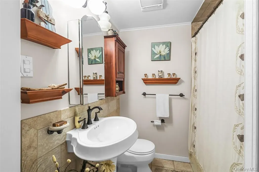 46 Quaker Hill Road Monroe NY 10950