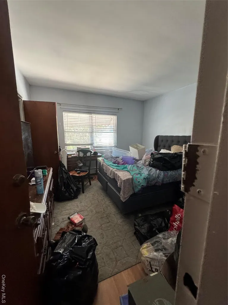 1017 E 229 Street, Bronx, Bronx NY 10466