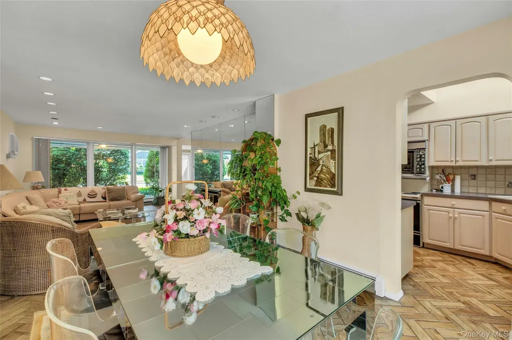 335 Smith Street Merrick NY 11566
