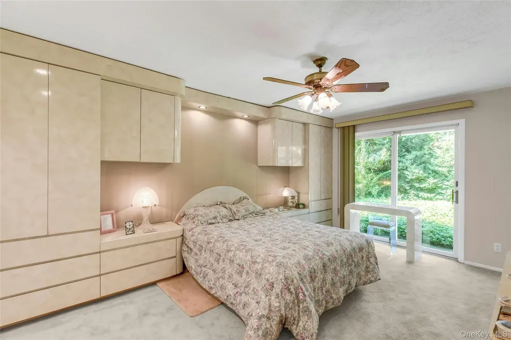 335 Smith Street Merrick NY 11566