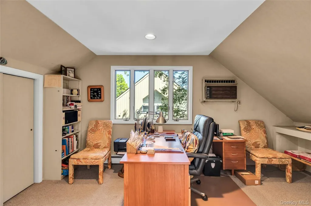 335 Smith Street Merrick NY 11566