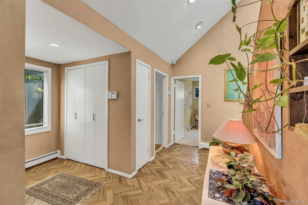 335 Smith Street Merrick NY 11566