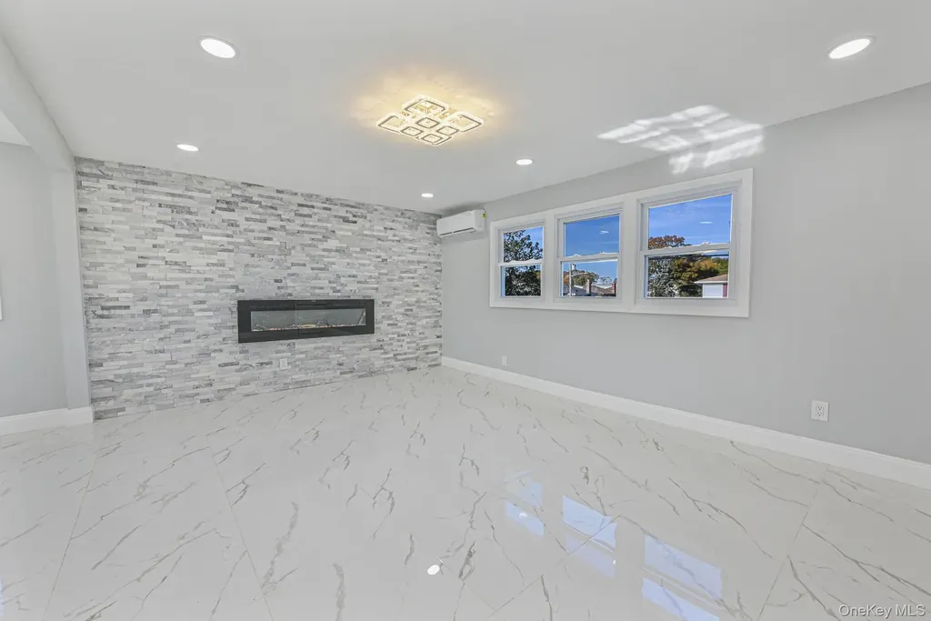 52 State Street Valley Stream NY 11580