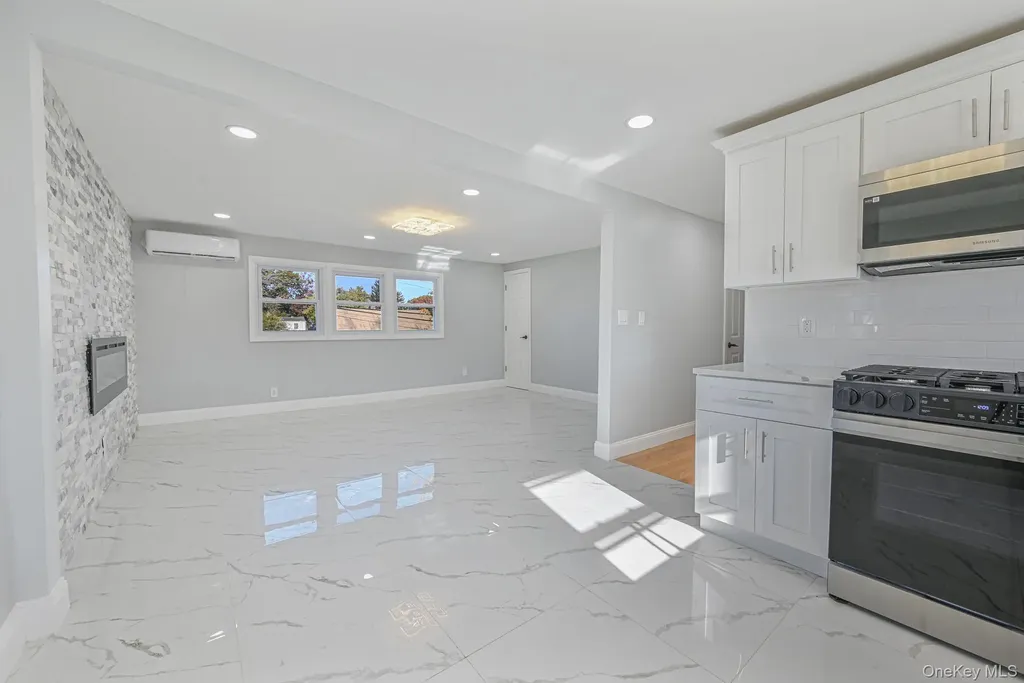 52 State Street Valley Stream NY 11580