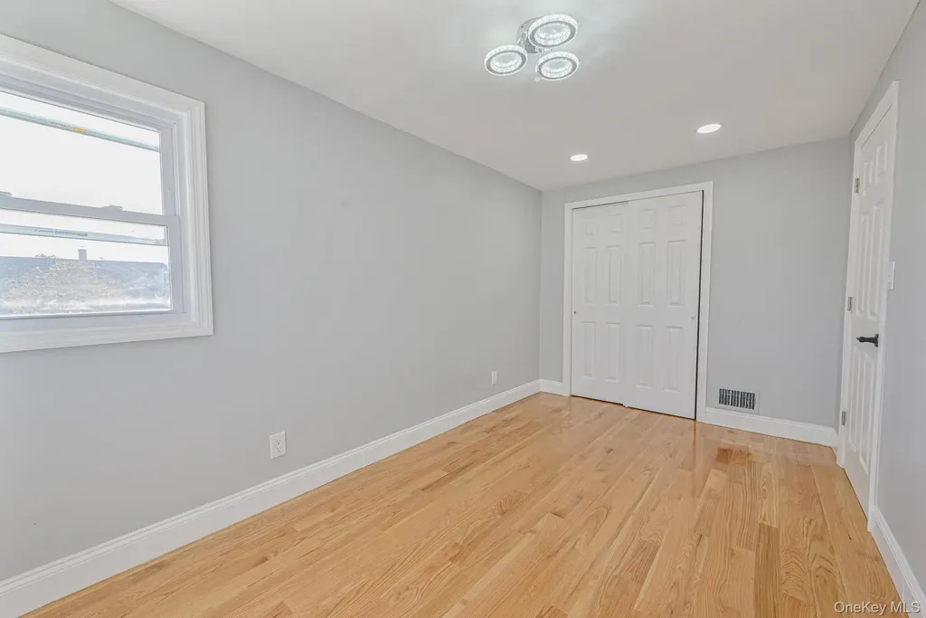 52 State Street Valley Stream NY 11580