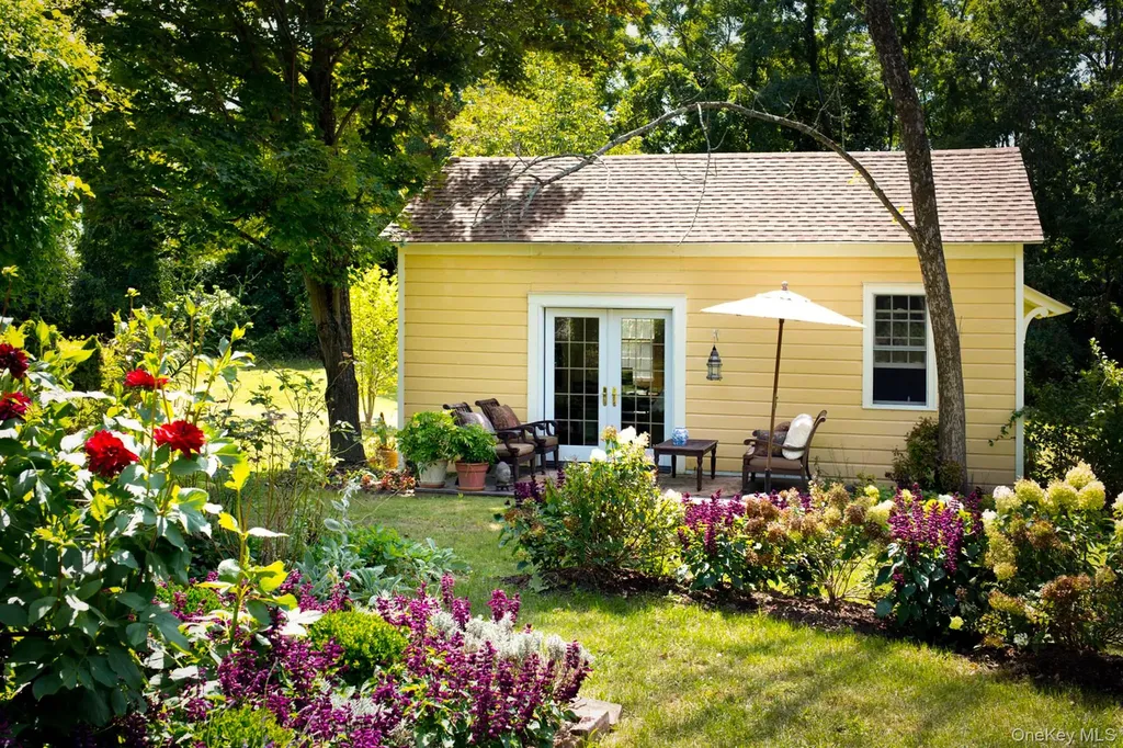1281 Woods Road Germantown NY 12526
