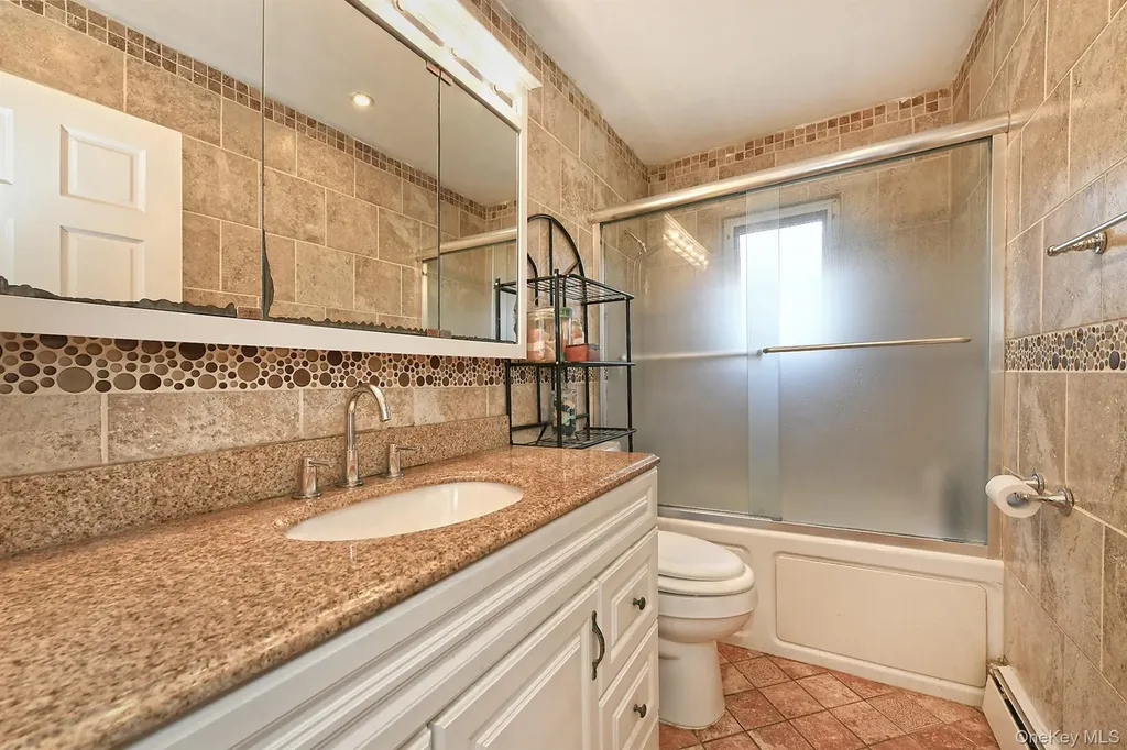 899 Brent Drive Wantagh NY 11793