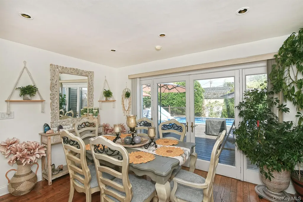 899 Brent Drive Wantagh NY 11793